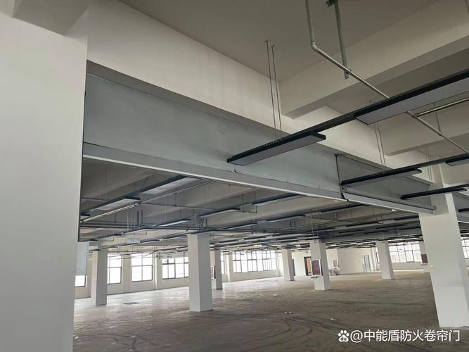 防火布挡烟垂壁厂家推荐 如何选择靠谱供应商 在建筑消防安全中,挡烟